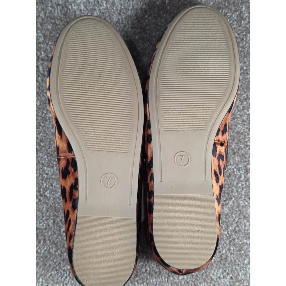 A New Day Tamsin Leopard Print Mary Jane Ballet Flats Brown Black Womens 7 NEW